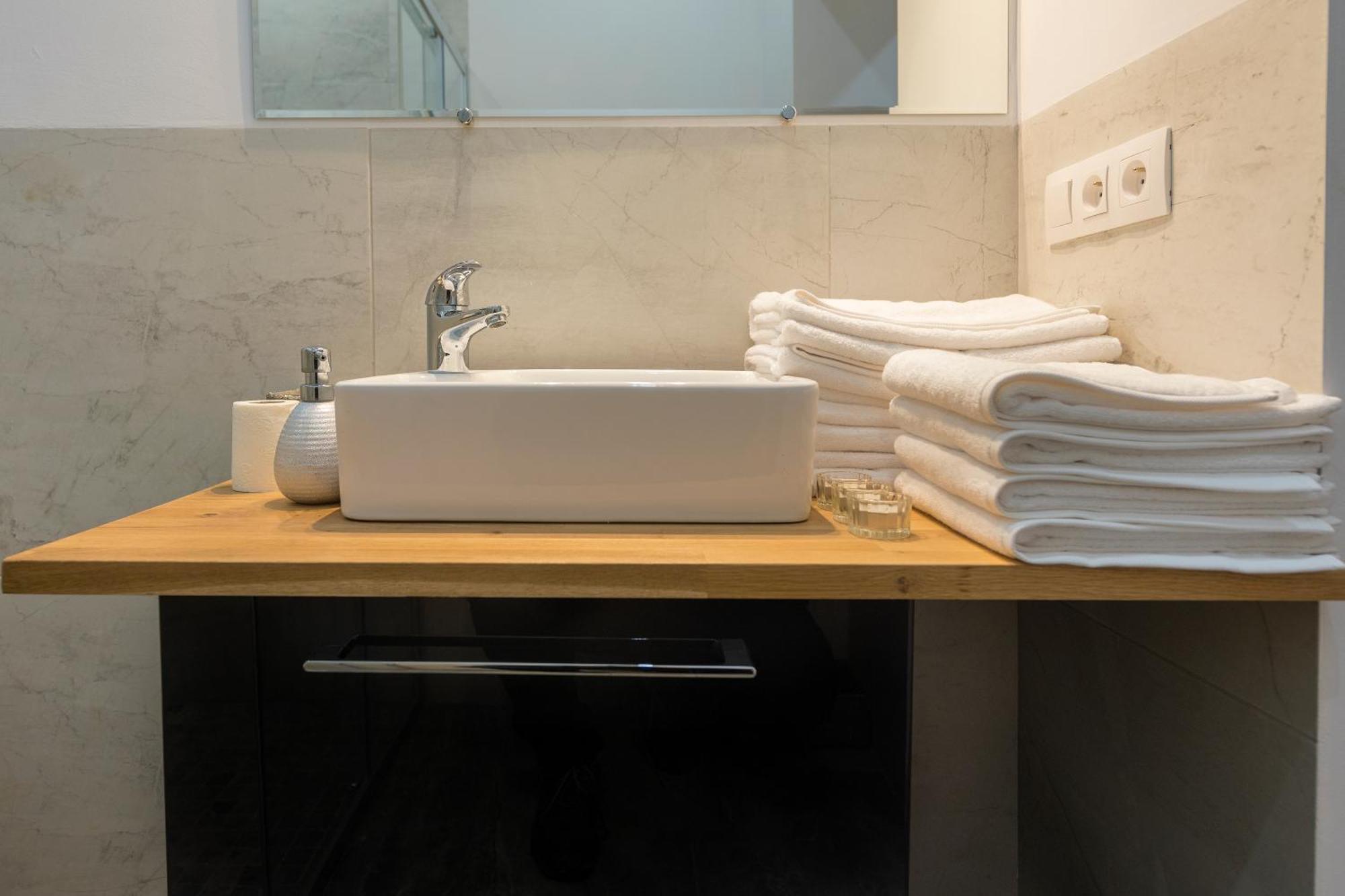 Provenir Home Strzelecka 25 Poznań Buitenkant foto