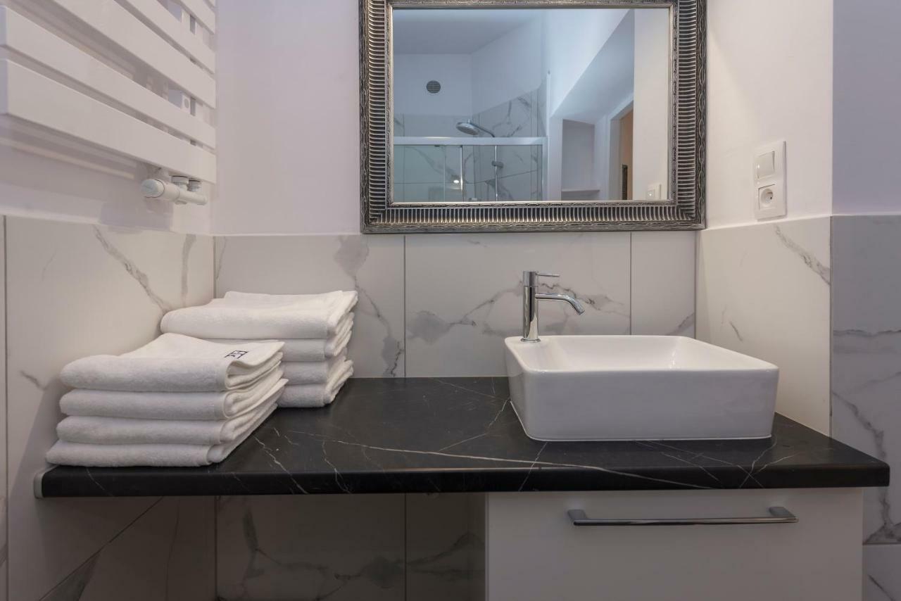 Provenir Home Strzelecka 25 Poznań Buitenkant foto